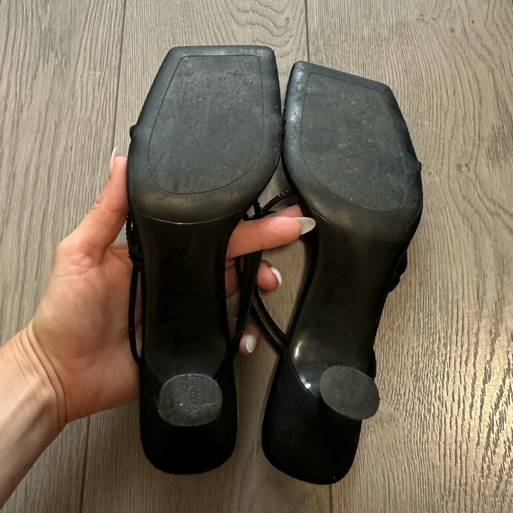 SANDAL HEELS - Picture 9 of 10